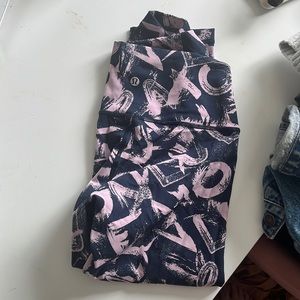 lulu cropped leggings size 6